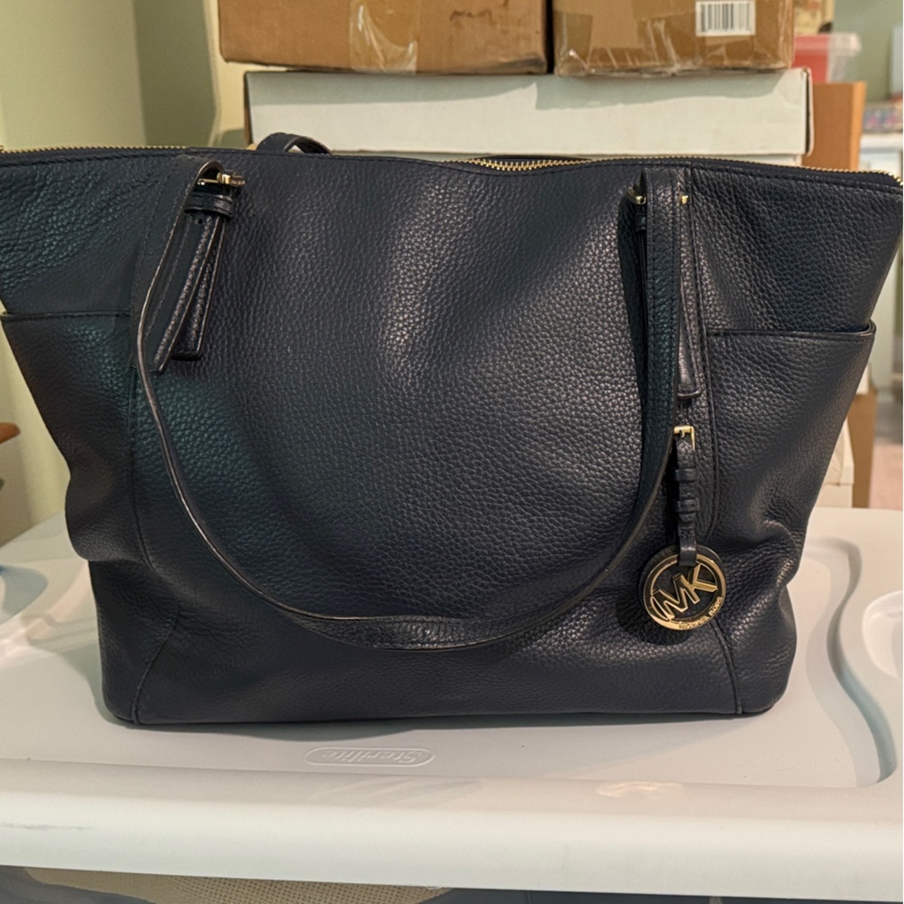 Michael Kors Navy Charlotte East West Top Zip Navy Saffiano Leather Tote
